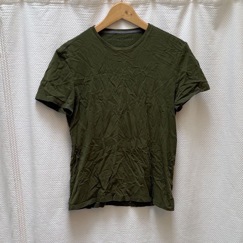 Banana Republic Forest Green Short Sleeve Tee
